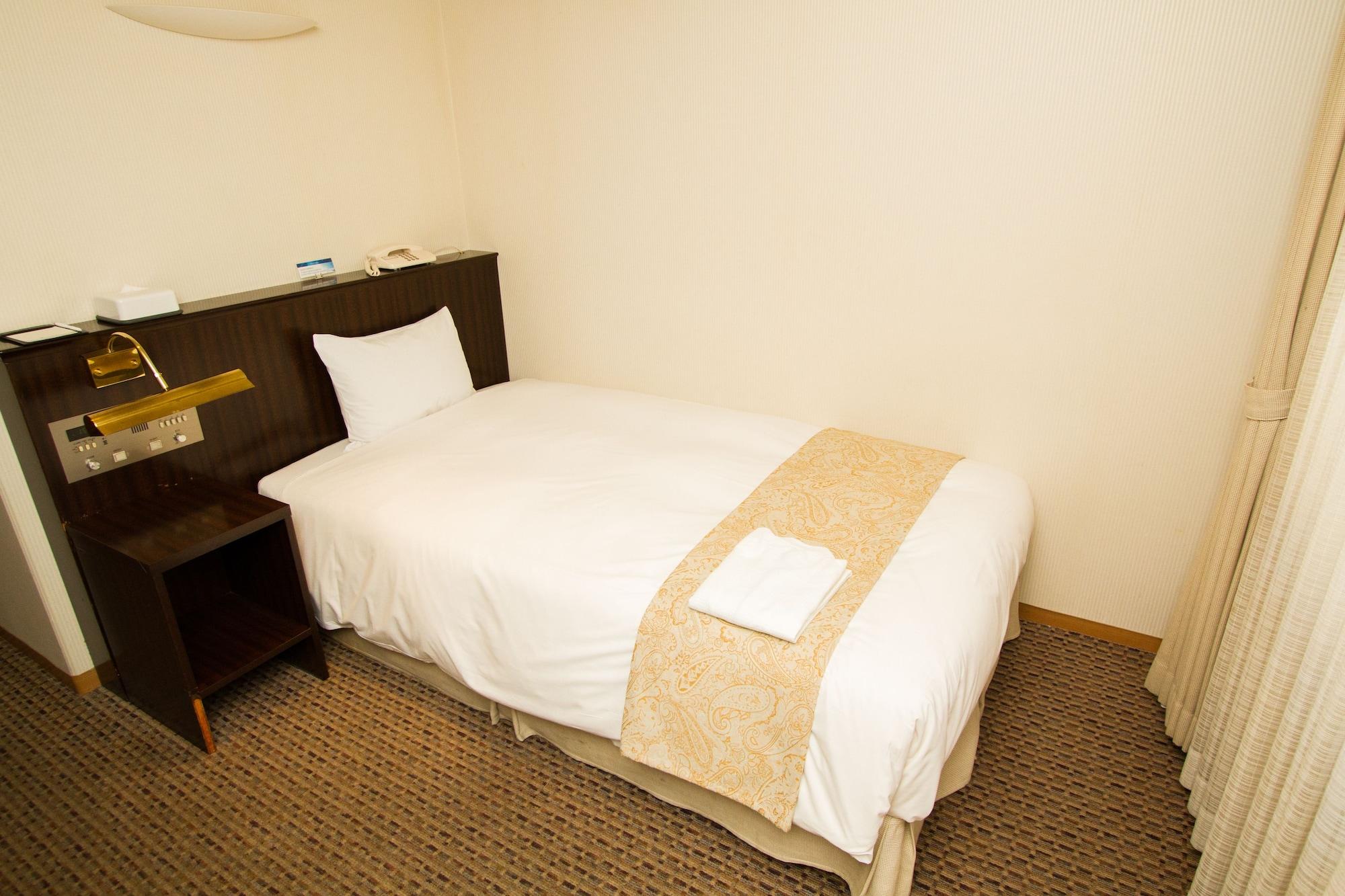 Hotel Yokohama Camelot Japan Exterior photo